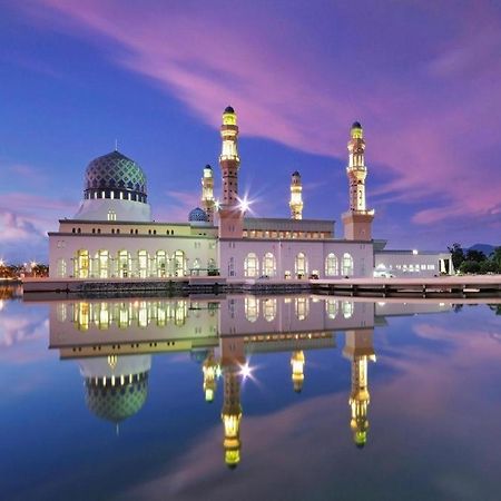 Gemilang Hotel Kota Kinabalu Bagian luar foto