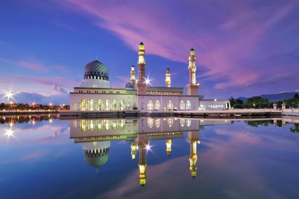 Gemilang Hotel Kota Kinabalu Bagian luar foto